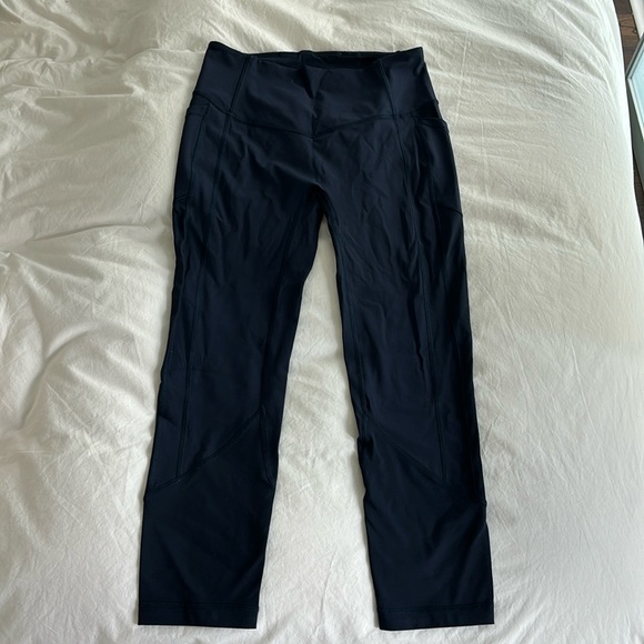 Lululemon leggings with side pockets - Picture 1 of 1
